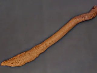 С пышным хвостиком