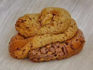 Какашка в форме спиральки