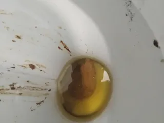 Какашка очень длинная
