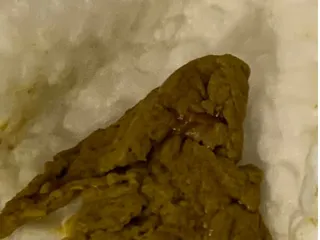 Какашка на салфетке