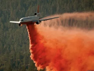 Самолет поносит