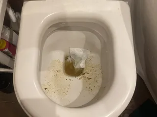 бзднул с водой